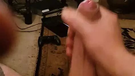 Free Huge Solo Cumshot Gay Porn Videos XHamster