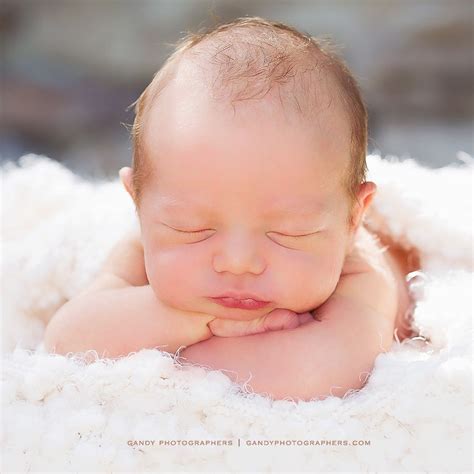 Pin By Julie Gandy On Baby Photography Baby Pictures Newborn