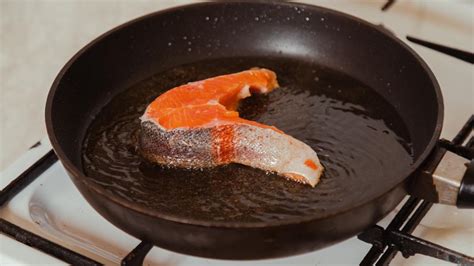 TRUCO COCINA Un Cocinero Desvela El Secreto Para Que El Pescado No Se