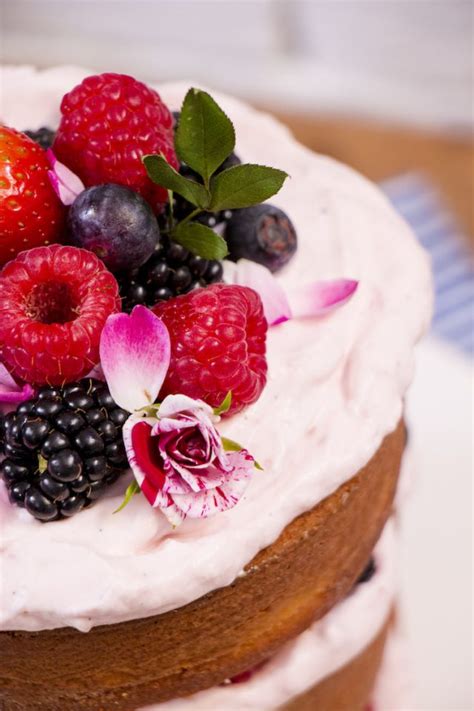 Mini Naked Cake De Coco Creme De Framboesa Bolo Pelado Danielle Noce