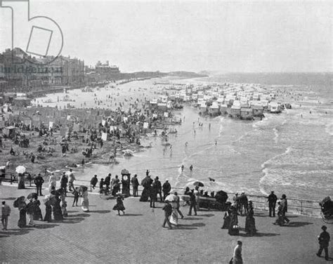 Cm Photo Ostende Le Kursaal Et La Plage B W Photo