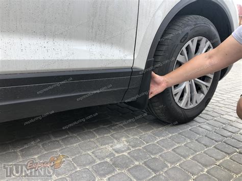 Оригинальные брызговики Фольксваген Туарег 3 полный комплект AVTM ...