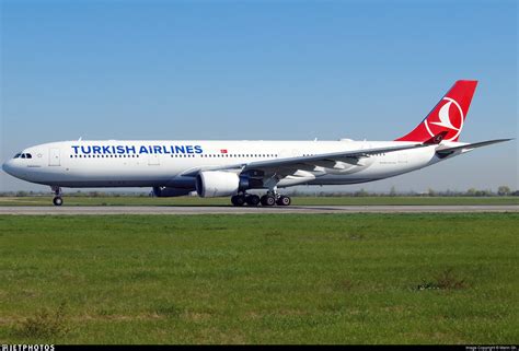 Tc Joa Airbus A Turkish Airlines Marin Ghe Jetphotos