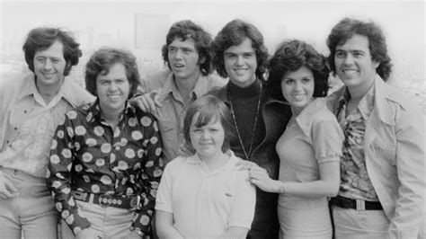 Marie Osmond Celebrates National Siblings Day With Family Photo ...