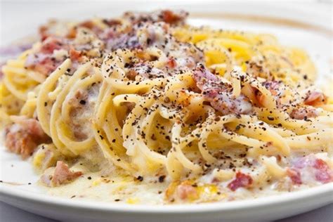 Spaghetti Alla Carbonara Ceratti o sabor da Itália em sua casa