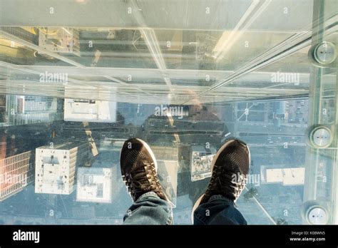 Skydeck, Willis Tower, Chicago Stock Photo - Alamy