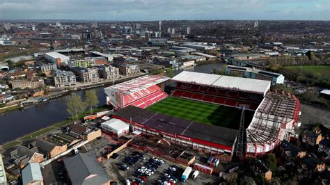 Everton And Nottingham Forest Charged With Breaching Premier League S Profitability And