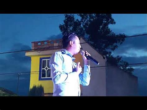 Tom S Zavala Canta La L Mpara Youtube