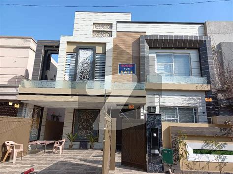 Marla Most Beautiful Bungalow For Sale In Bahira Town Lahore Bahria