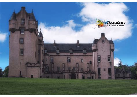 Fyvie Castle: history, ghosts, weeping stones and curses – RANDOM Times