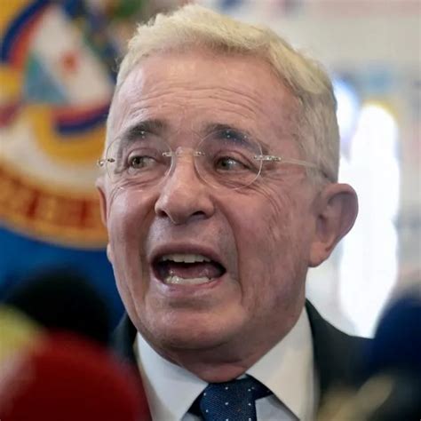 Álvaro Uribe responde a su llamado a juicio por parte de la Fiscalía