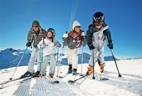 What Makes the Perfect Family Skiing Holiday