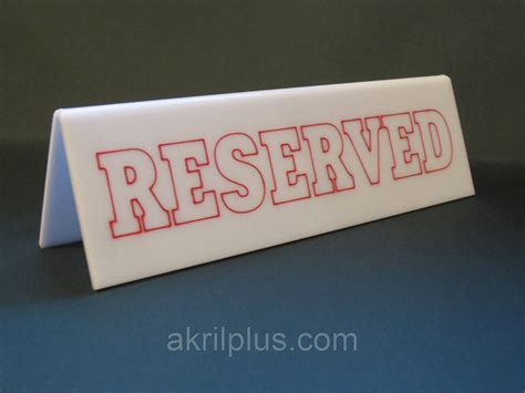 Табличка Reserved белая: продажа, цена в Киеве. Готовые информационные ...
