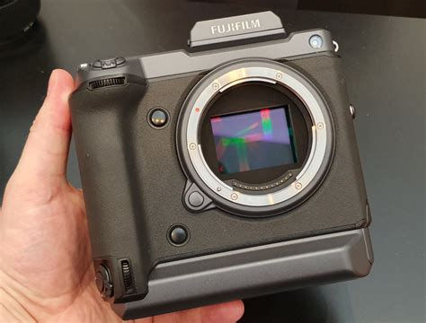 Fujifilm Gfx Hands On Photos At Tps Ephotozine