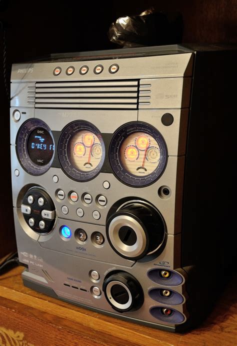 Музыкальный центр Philips FW M777 | отзывы