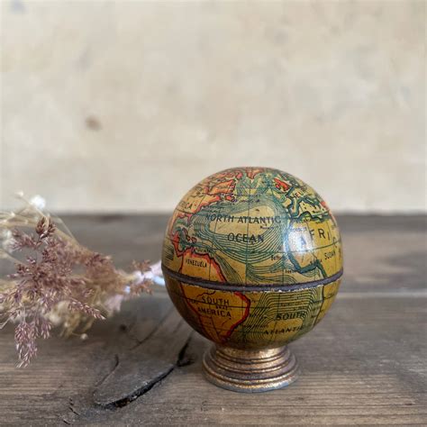 Antique Unusual Globe Sharpener – No.4 Vintage