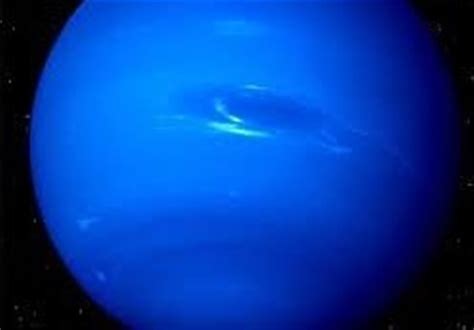 Hubble Space Telescope Has Update on Uranus, Neptune’s Weather ...