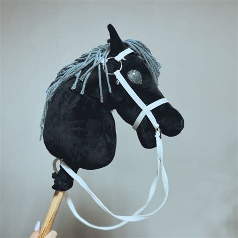 ХоббиХорс черный с серой гривой — ФЕДЕРАЦИЯ ХОББИХОРСИНГА