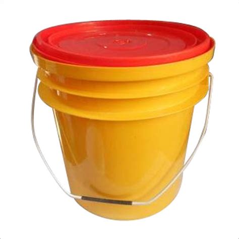 Plastic Lubricant Oil Bucket Capacity 5 10 Kg Kg Hr At Best Price In