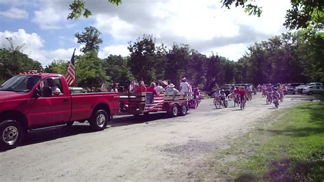 Neighborhood 4th Of July Bike Parade A Life In Season Flickr