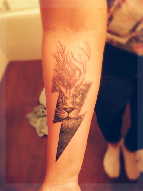 My Life My Everything Tattoo Lion Lightning Life Tattoo Quotes