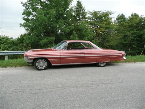 Oldsmobile Ninety Eight Hard Top Toronto International Fall