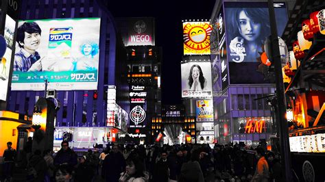 Dotonbori Bridge - Osaka [OC] : r/japanpics