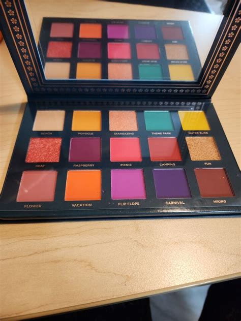 Ace Beaute Nostalgia Pan Highly Pigmented Eyeshadow Palette G