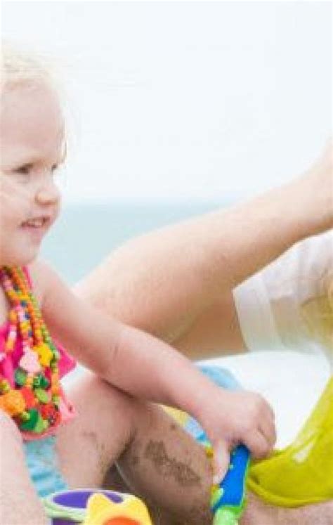 A Las Mujeres Que Llevan Bikini Delante De Mis Hijas