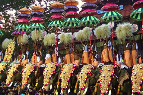 Thrissur Pooram Kudamattam - Fair - 1024x683 Wallpaper - teahub.io