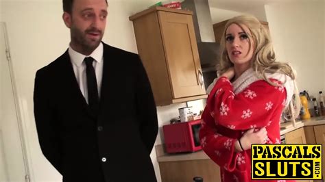 Beautiful Blonde Chick Jasmine Gets Her Pussy Streched Wide