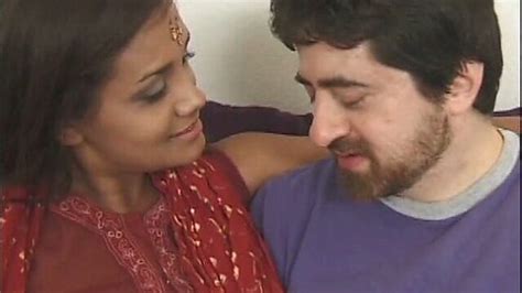 Slut From India Is About To Fuck Two White Men In FMM Threesome