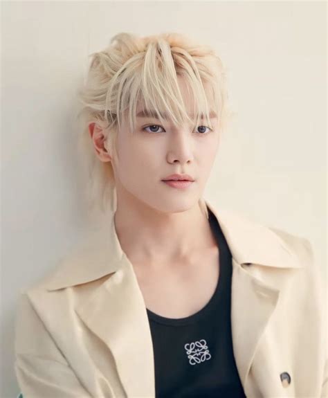 Pin De Yoro En Nct Taeyong Celebridades Fotograf A Taeyong