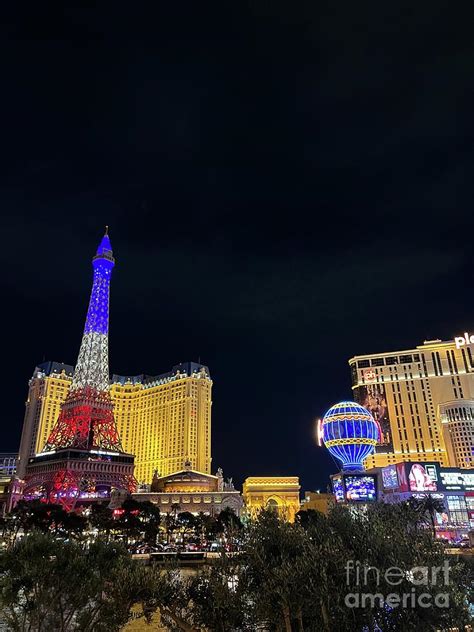 Las Vegas Nevada Night Lights Street Cars Scene Las Vegas Blvd View