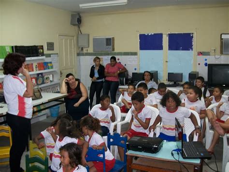 Escola Municipal General Emídio Dantas Barreto - Construindo Pasárgada: ESCOLA EMIDIO DANTAS BARRETO -SANTO AMARO