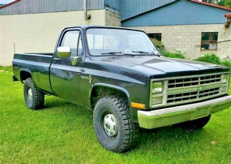 1986 Chevy K20 custom deluxe K 20 4x4 square body classic 3/4 ton ...