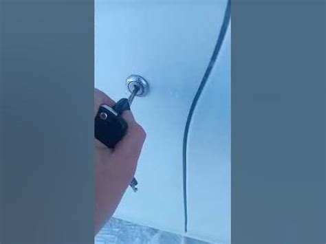 Замёрз замок водительской двери газель некст. Выручил центральный замок ...