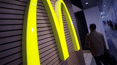 Mcdonalds Workers Allege Widespread Sexual Misconduct Abc News