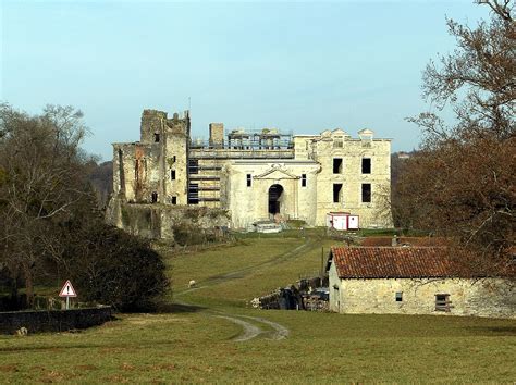 Château de Bidache Définition et Explications