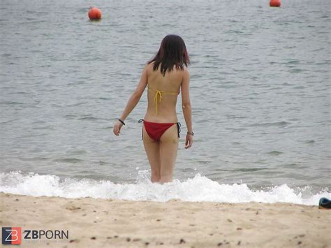 A Tiny More Beach Exposure Do You Want To Watch More ZB Porn