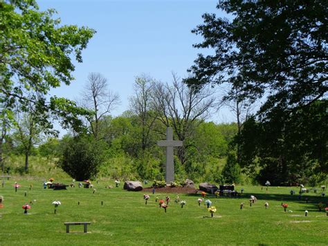 Sunset Memorial Gardens & Mausoleum | Frankfort AB funeral home and