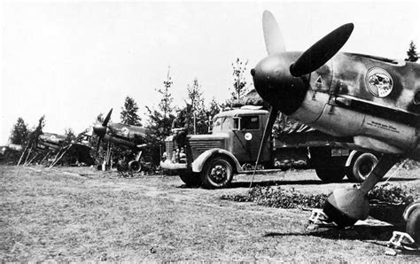 Messerschmitt Bf 109f 2 Makeshift Flightline Of Jg 51 Soviet Union