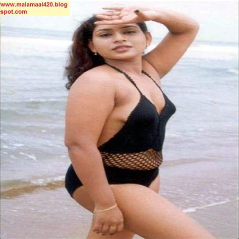 Tamil Hot Actress In Bikini Saree Pictures Mallu Auntie Mallu Bhabi S Hot Girls