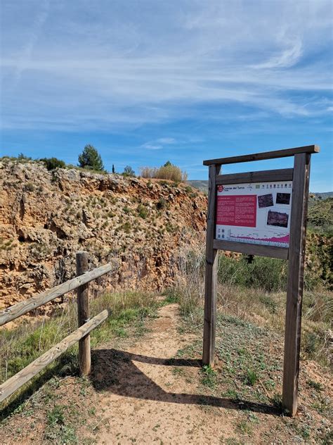 El Río De Bolbaite Las Cuevas Del Turco Y El Salto De Chella Una