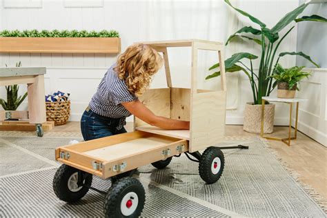 How to Make a DIY Halloween Wagon | Build Your Own Wagon