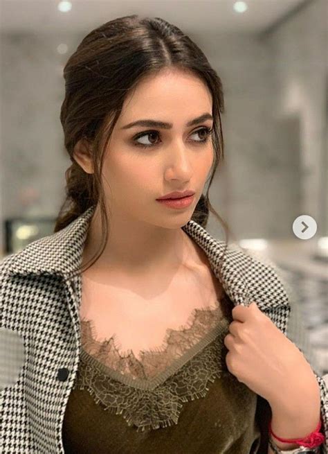 Pin On Sana Javed