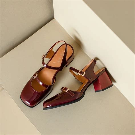 Lizakosht Spring Summer New Women Sandals Square Toe Buckle Chunky