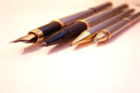 A Review of the Best Black Calligraphy Pens