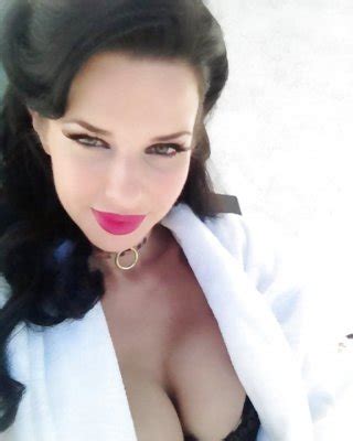 Selfie Amateur Milfs And Mature Vol Porn Pictures Xxx Photos Sex Images Pictoa