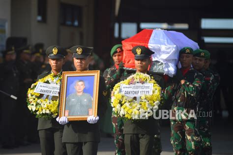 Kst Papua Berulah Di Hari Natal Satu Anggota Tni Gugur Republika Online